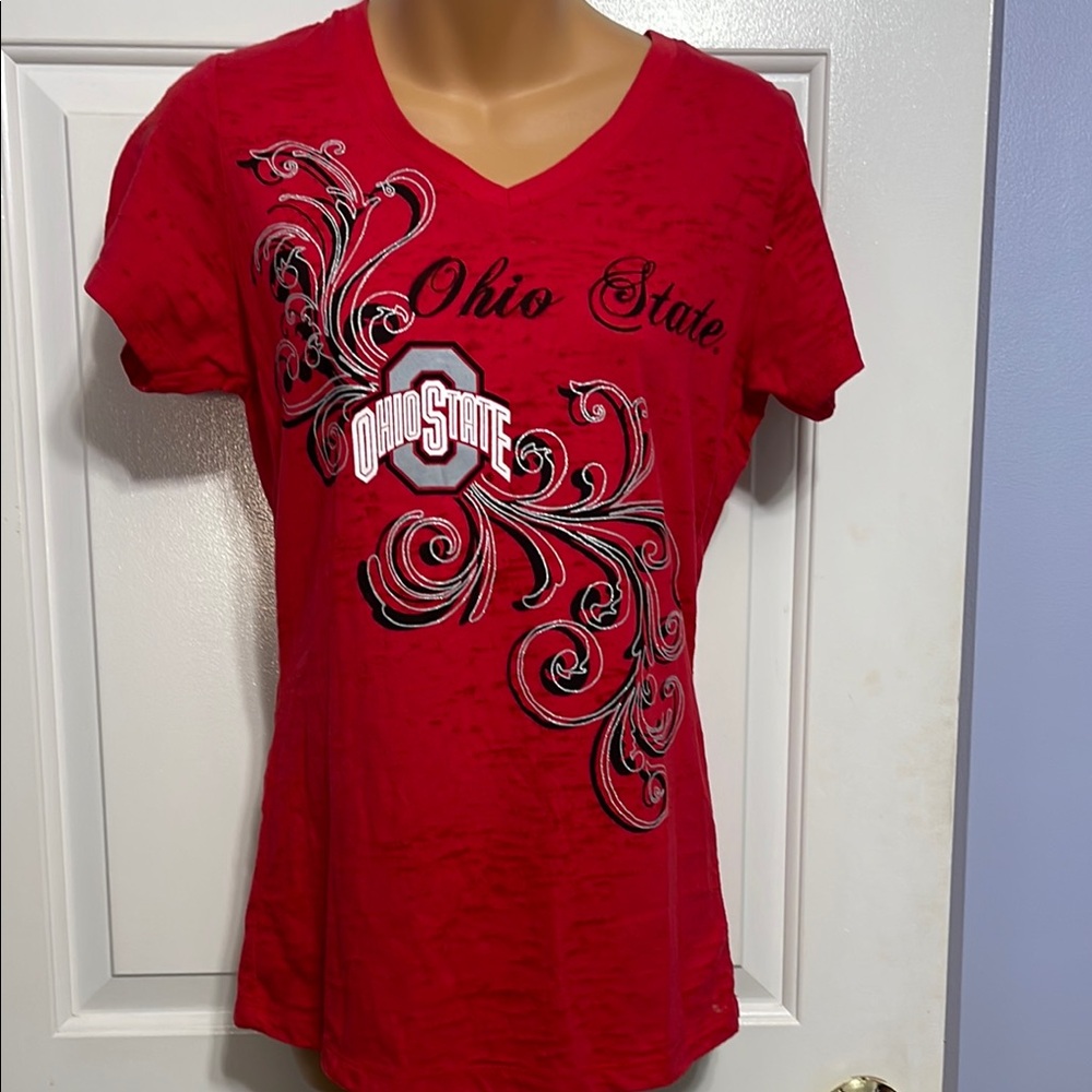 Red Fitted Graphic Short Sleeve Tee